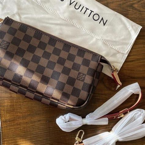 louis vuitton bag unisex|louis vuitton over shoulder bag.